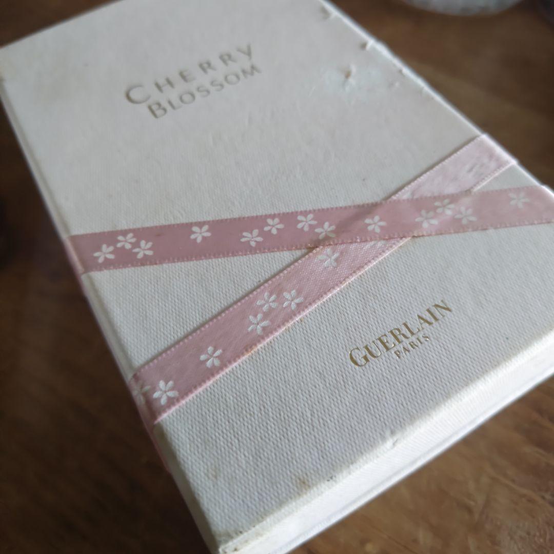 ゲラン香水　チェリーブロッサム パルファム 30 ml