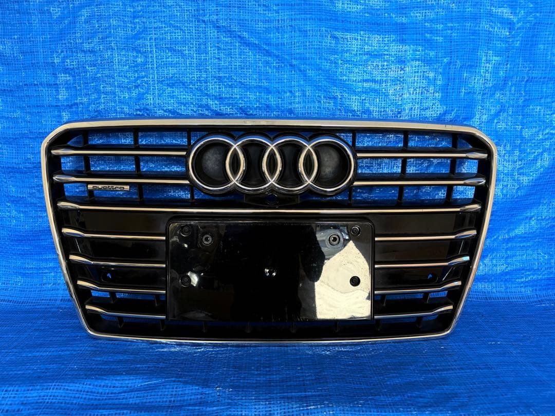 Audi A7 4G8 純正フロントグリル