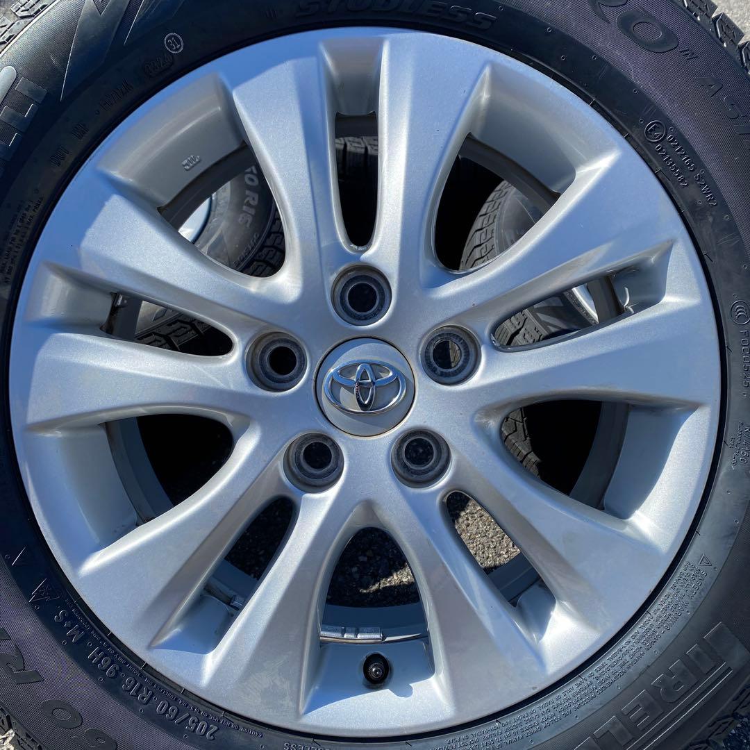 新品‼️ピレリスタッドレスセット 205/60R16 80系ノア ヴォクシー等
