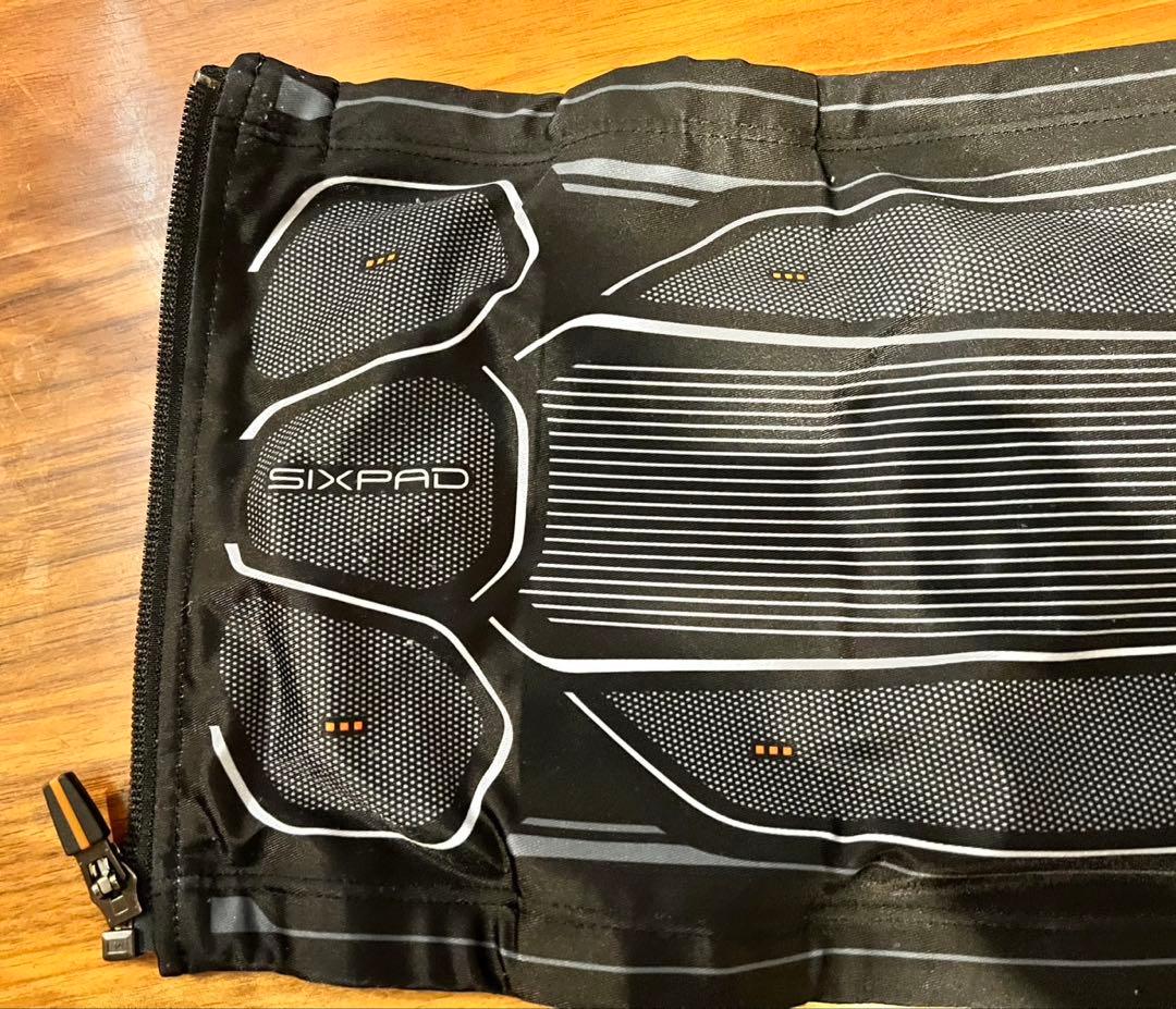 SIXPAD シックスパッド　コアベルトMサイズ　コントローラー付き