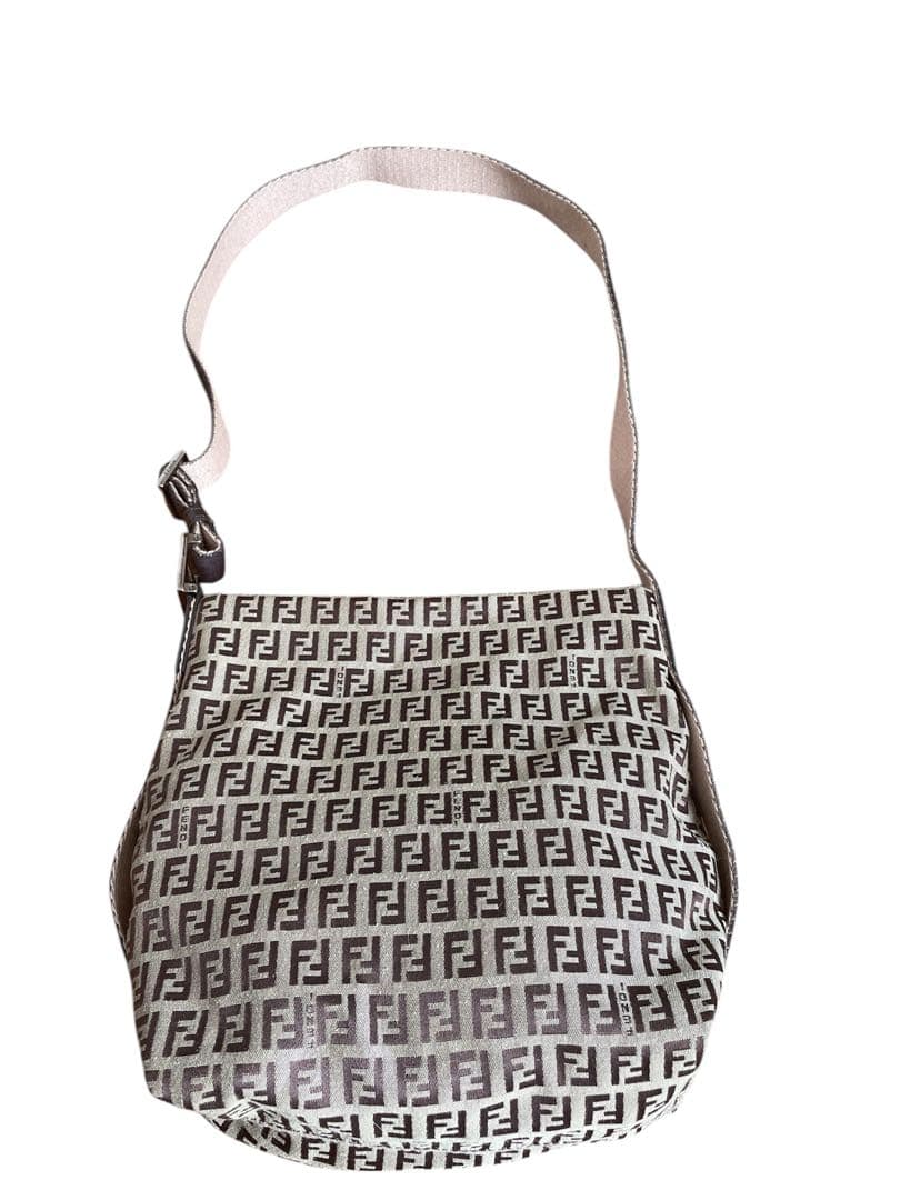 Fendi ズッキーノ　ショルダーバッグ　キャンパス