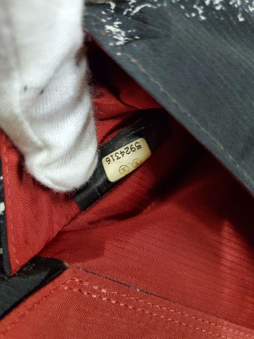 CHANEL シャネル　ウエストポーチ　ボディバッグ