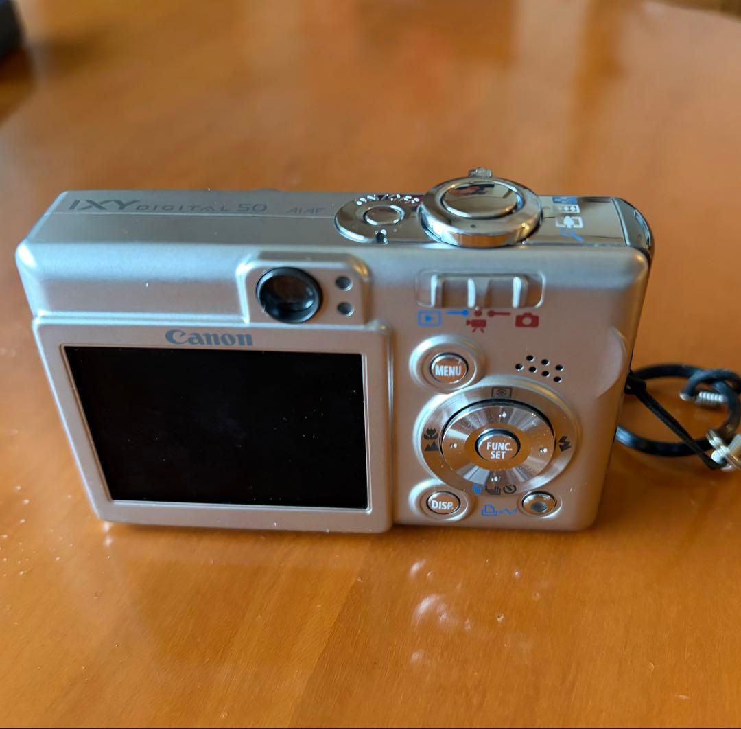 Canon キャノン デジタルカメラ IXY DIGITAL 50 シルバー