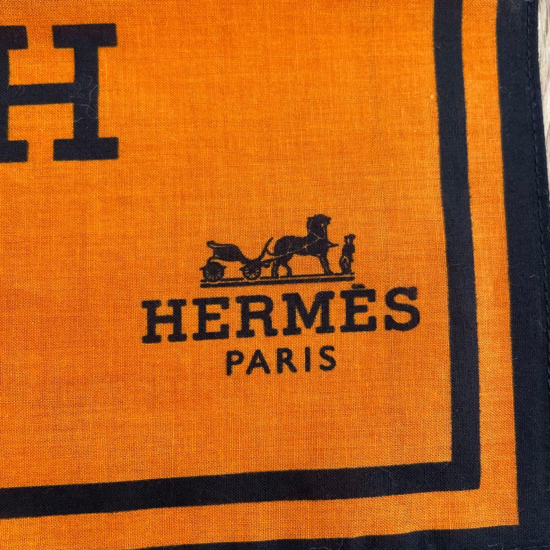 HERMES PARIS エルメス　ハンカチ　スカーフ