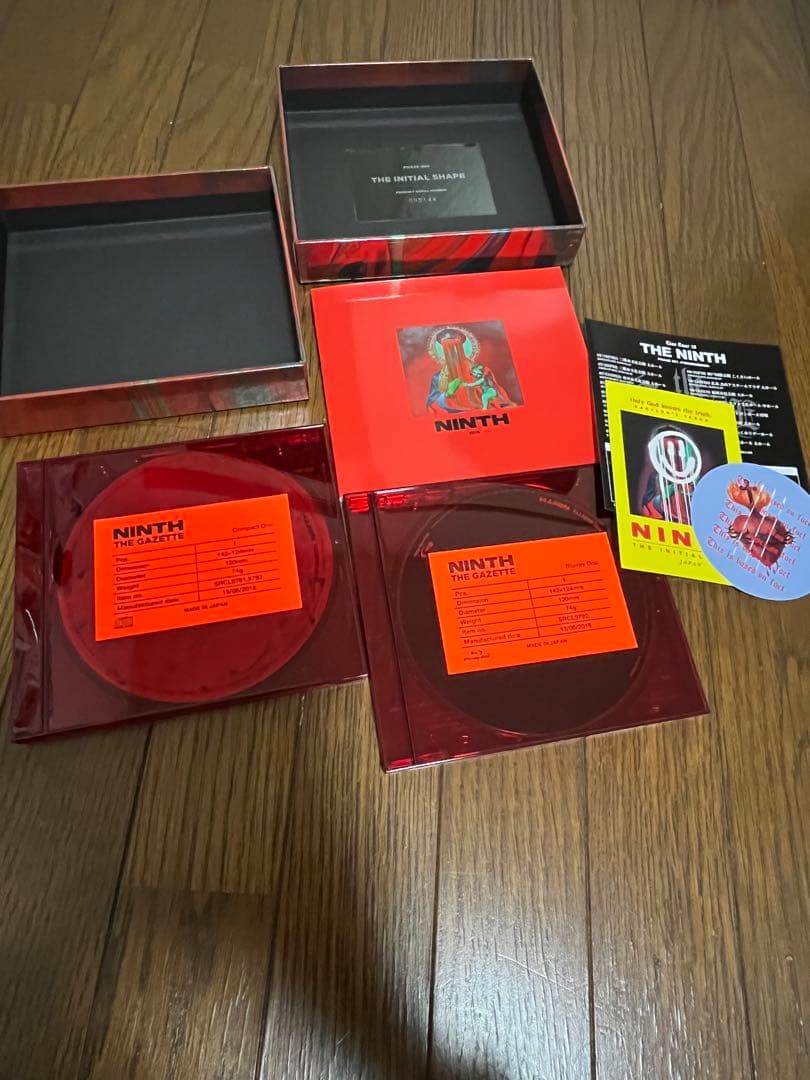 the GazettE NINTH 完全生産限定盤 CD、DVD、ステッカー2枚