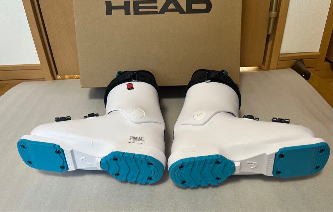 HEAD RAPTOR70 22.0-22.5センチ