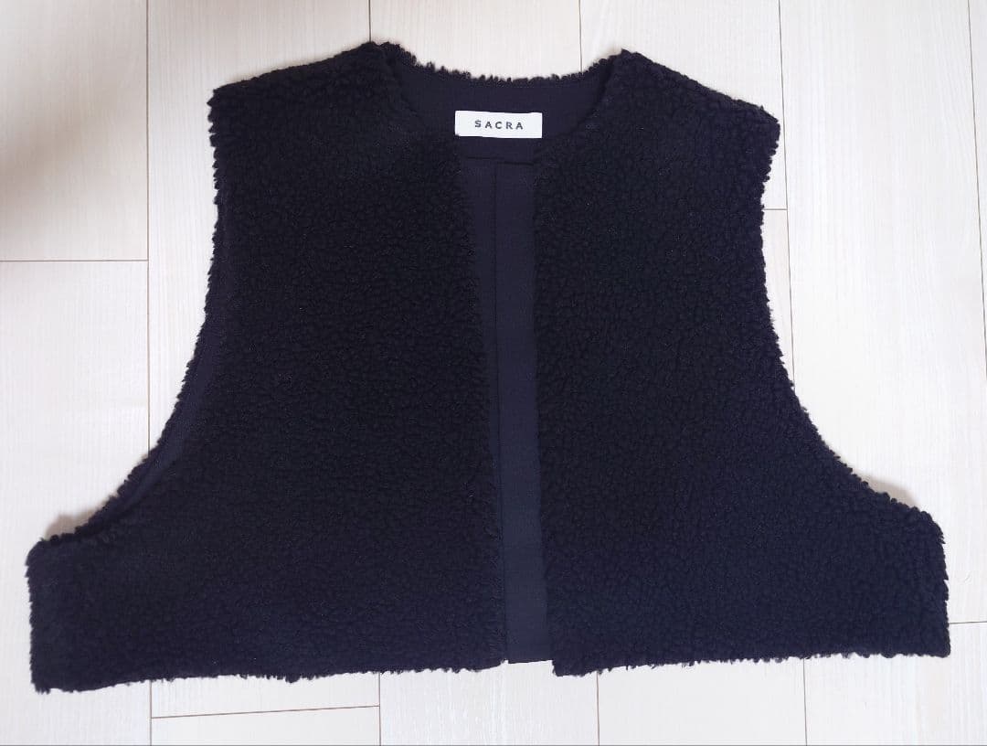 SACRA サクラ　ボア　ミニベスト　ブラック