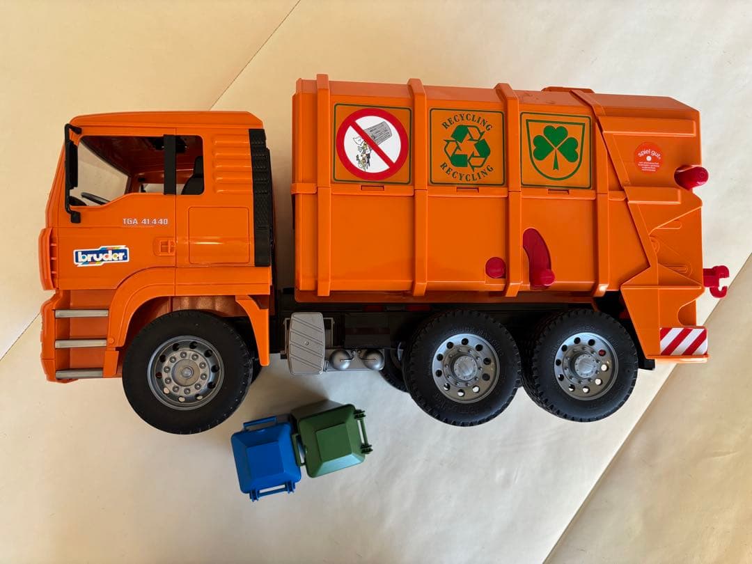 Bruder ミキサー車、ゴミ収集者、ショベルカー3点セット
