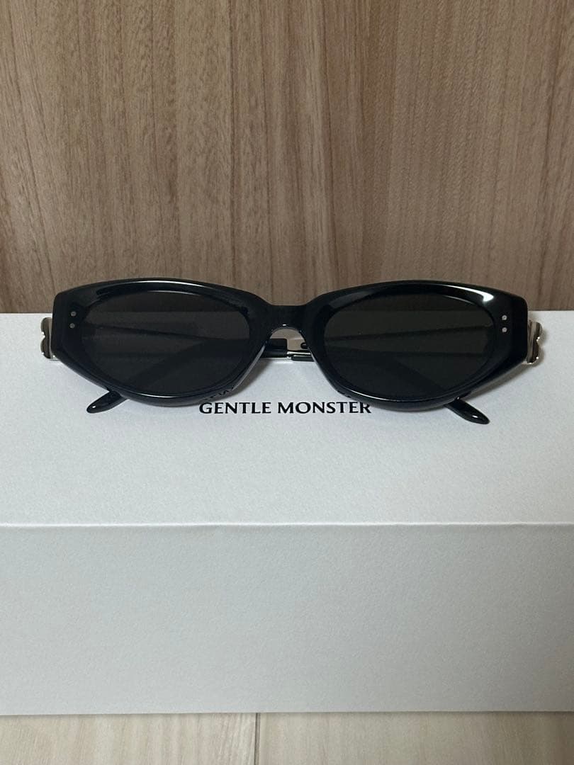 ジェントルモンスター　GENTLE MONSTER Kunst 黒
