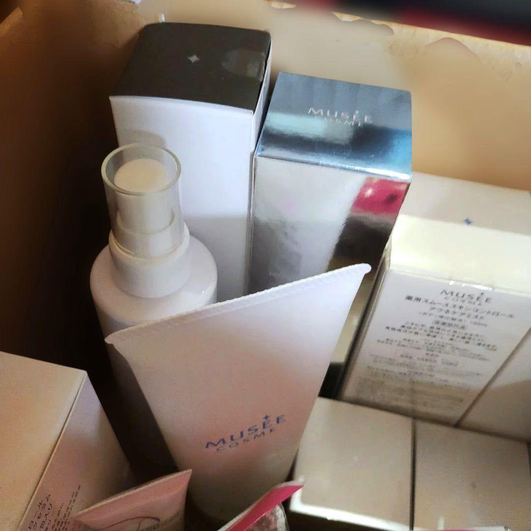 MUSEE ミュゼ　ミルクローション入り　福箱(福袋)　38点セット