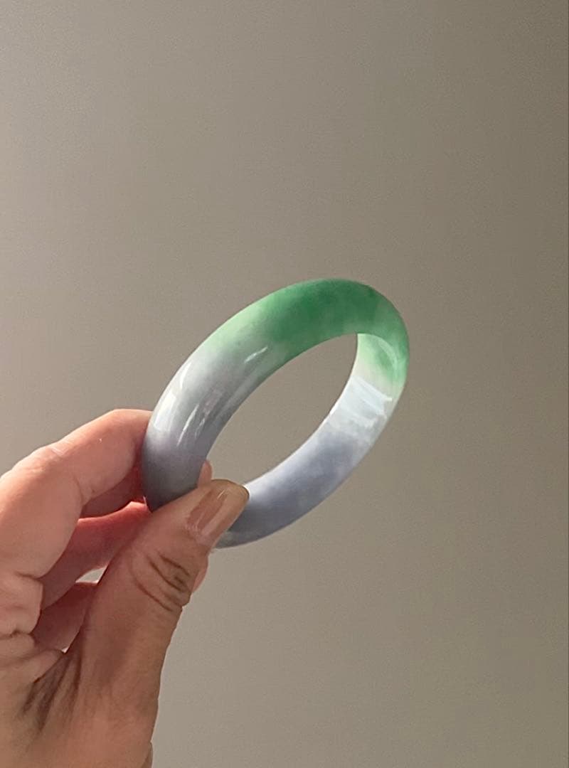 お値下げ【鑑定書付】翡翠バングル　天然翡翠　ミャンマー産　59mm