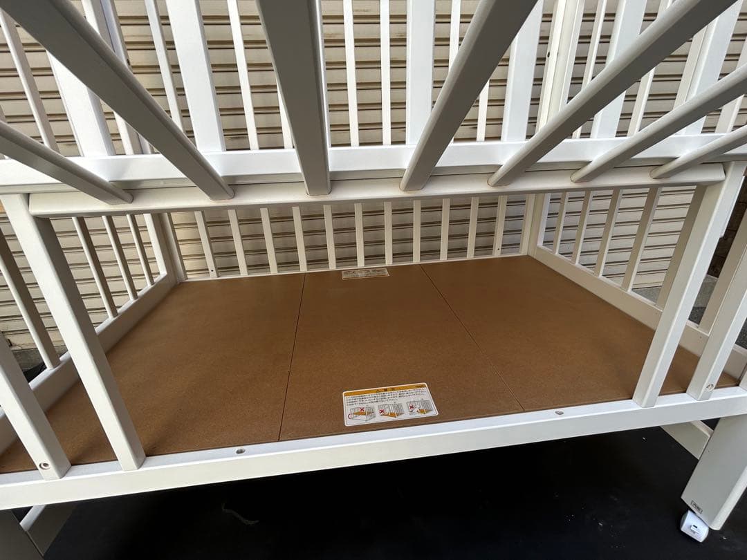 【引取・配達】カトージ　ハイポジションベビーベッド アーチ　白　尼崎・大阪