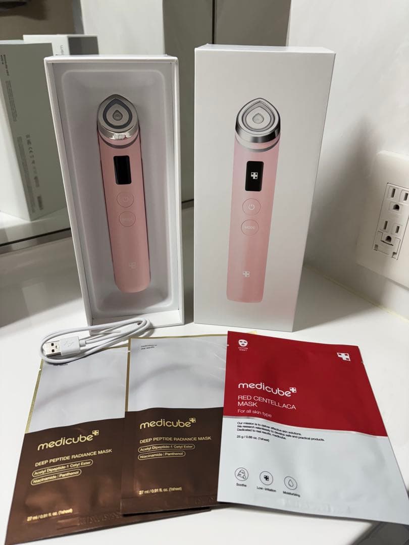 medicube 美顔器AGE-Rブースタープロ ピンク・シートマスク３枚