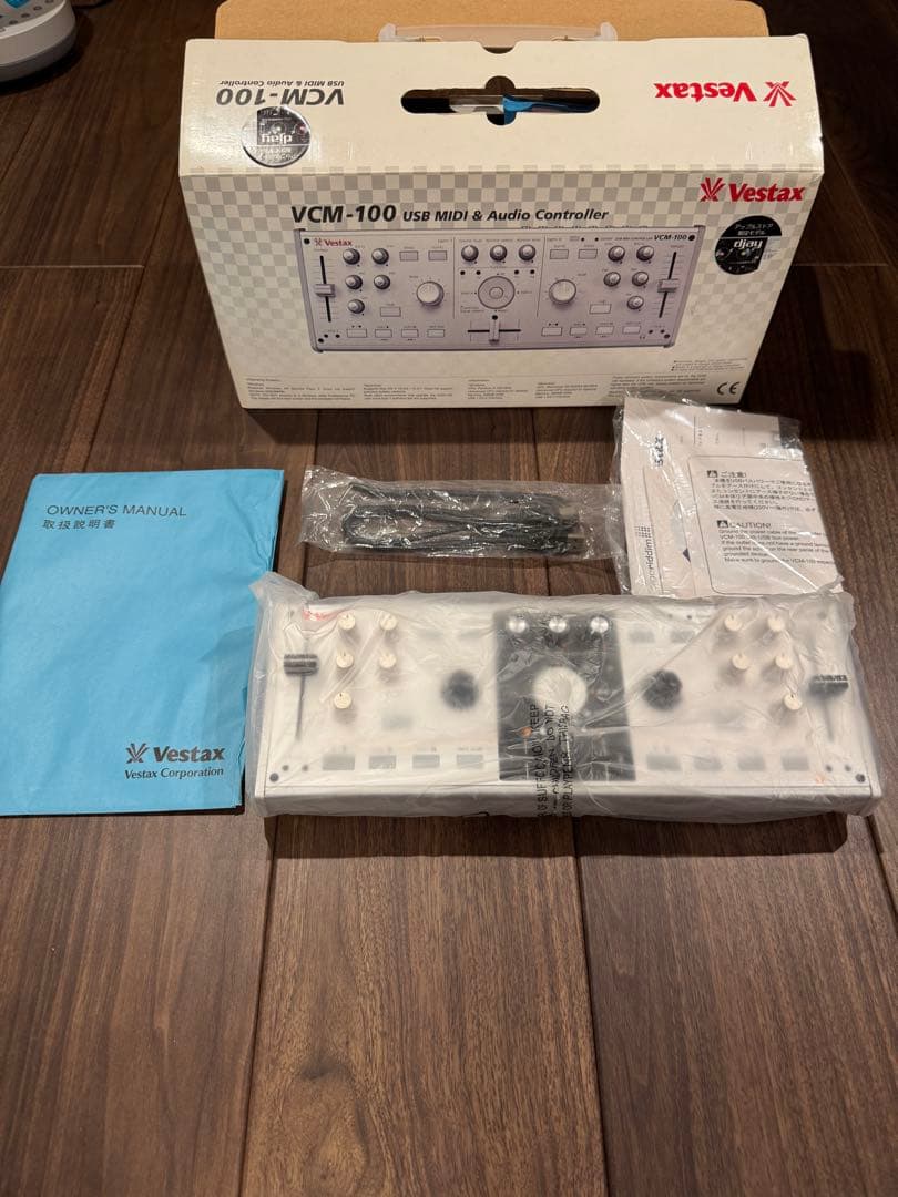 VESTAX VCM-100 アップルストア限定品　カスタム