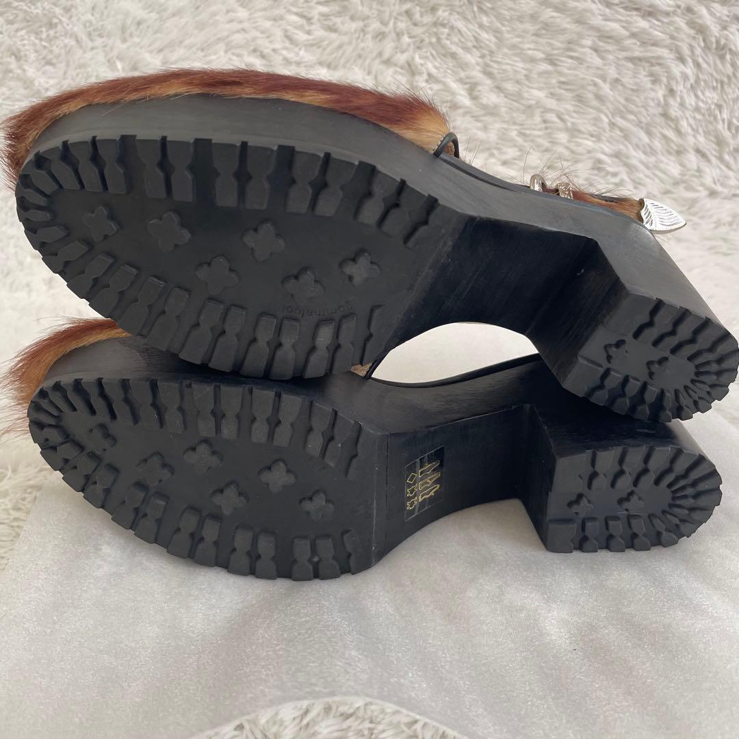 TOGA PULLA ヘアカーフサンダル　チャンキーヒール　ブラウン　38