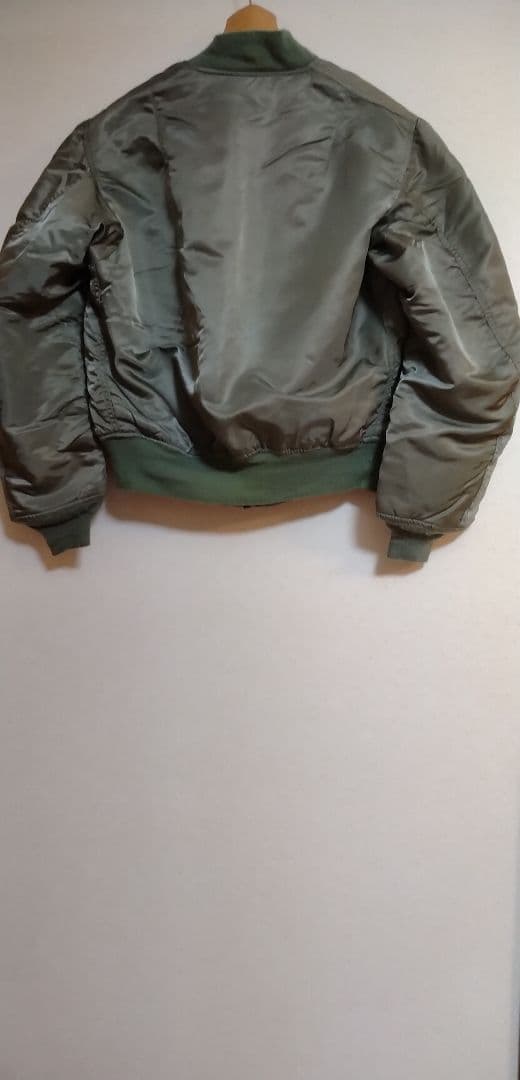 j*n様 USA製　ALPHA INDUSTRIES MA-1 オリーブグリーン