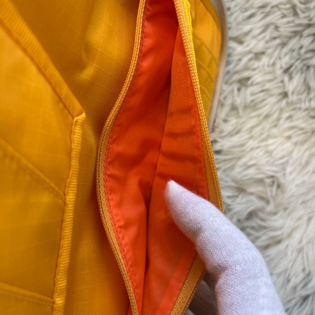 【新品】LeSportsac×ひとりっぷマルチトラベルウォレット サンドベージュ