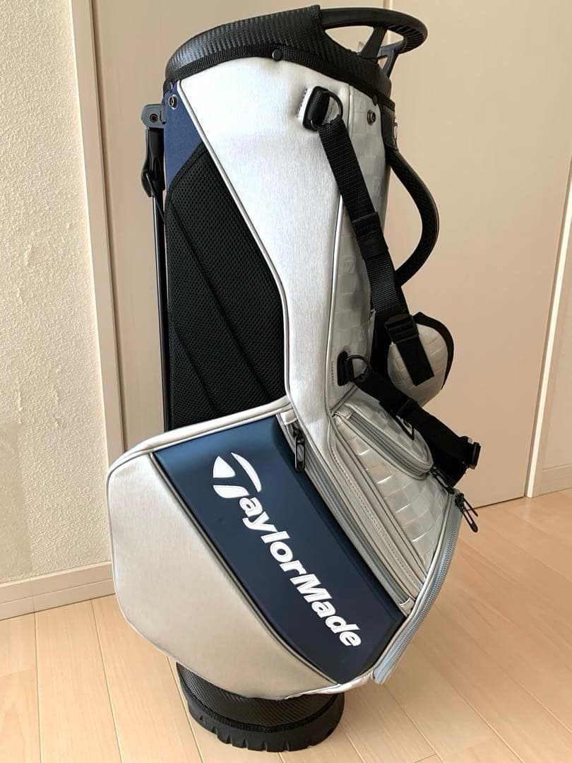 ＂ほぼ新品＂テーラーメイド　グローバルツアーモデル　スタンドバッグ