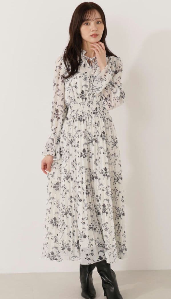 【新品】プロポーションボディドレッシング　花柄プリーツワンピース