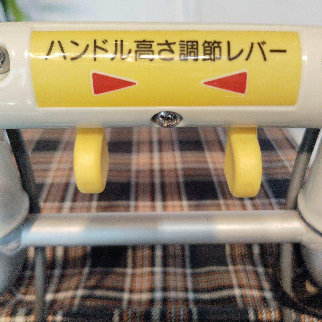 アルミ製 シルバーカー チェック柄