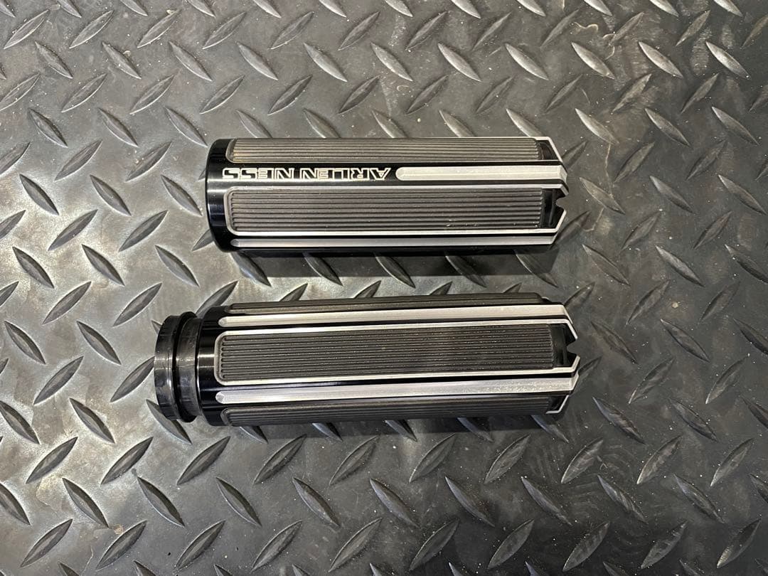 ハーレーダビッドソン　アレンネスグリップ