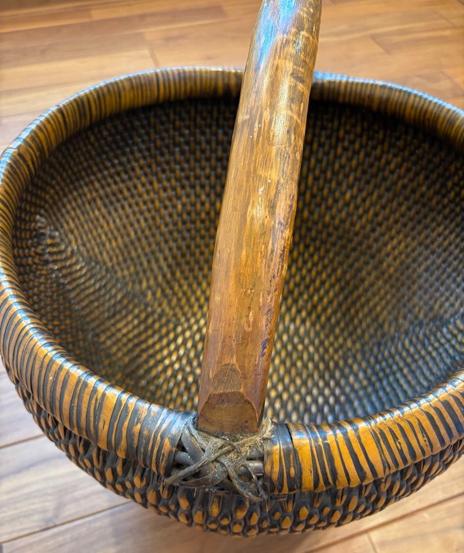 アジアン家具 天然素材バスケット 木製ハンドル