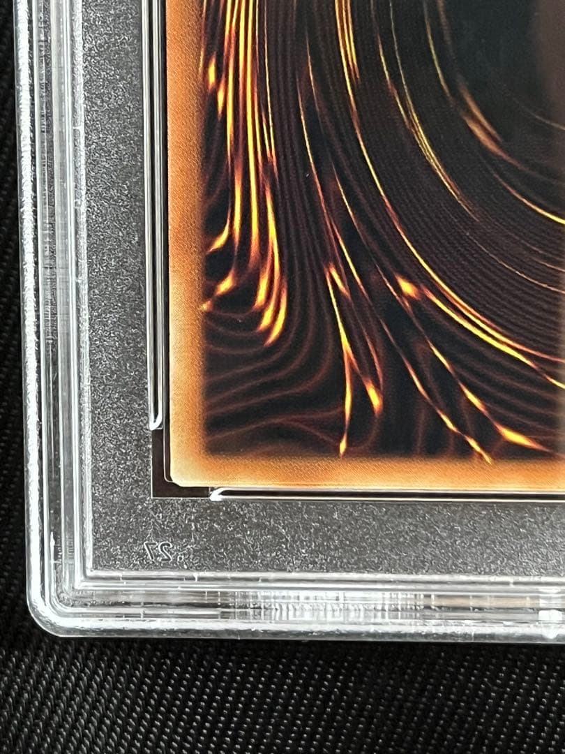 遊戯王　青眼の白龍　25thシークレットレア アジア版　PSA10