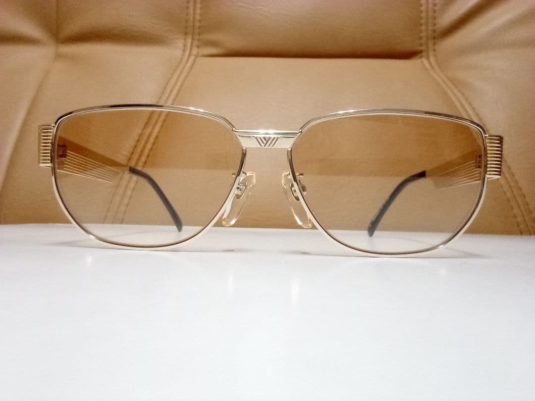 ビンテージ　サンローランメガネフレーム（ゴールド）56サイズ