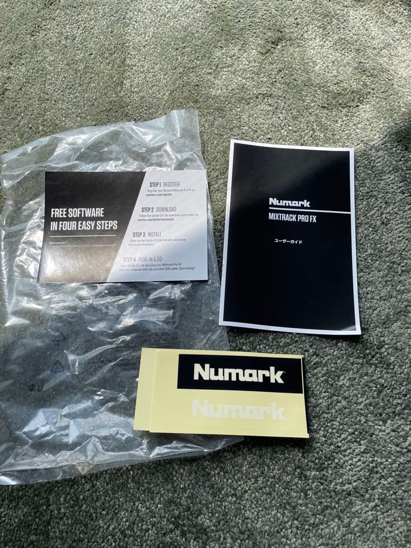 Numark Mixtrack Pro FX DJコントローラー