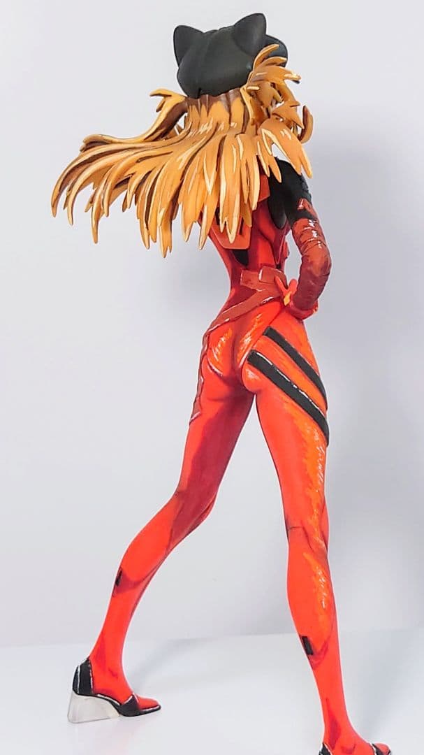 エヴァンゲリオン　式波・アスカ・ラングレー　リペイント　フィギュア