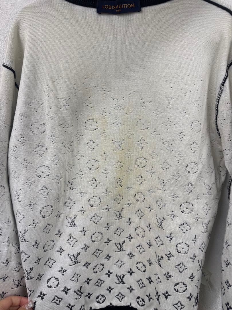 Louis Vuitton セーター