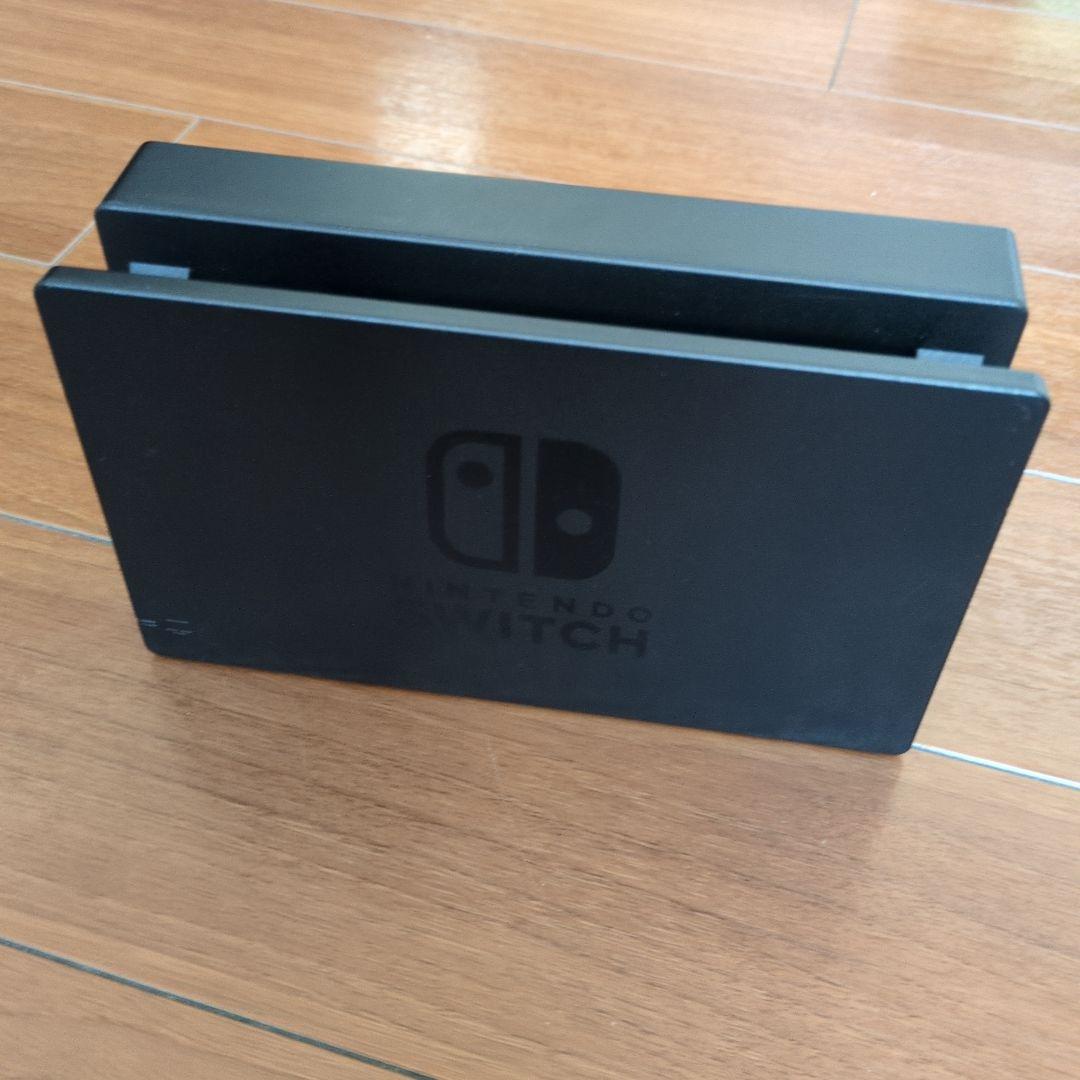 Nintendo Switch 本体 黒 画面ひび割れ