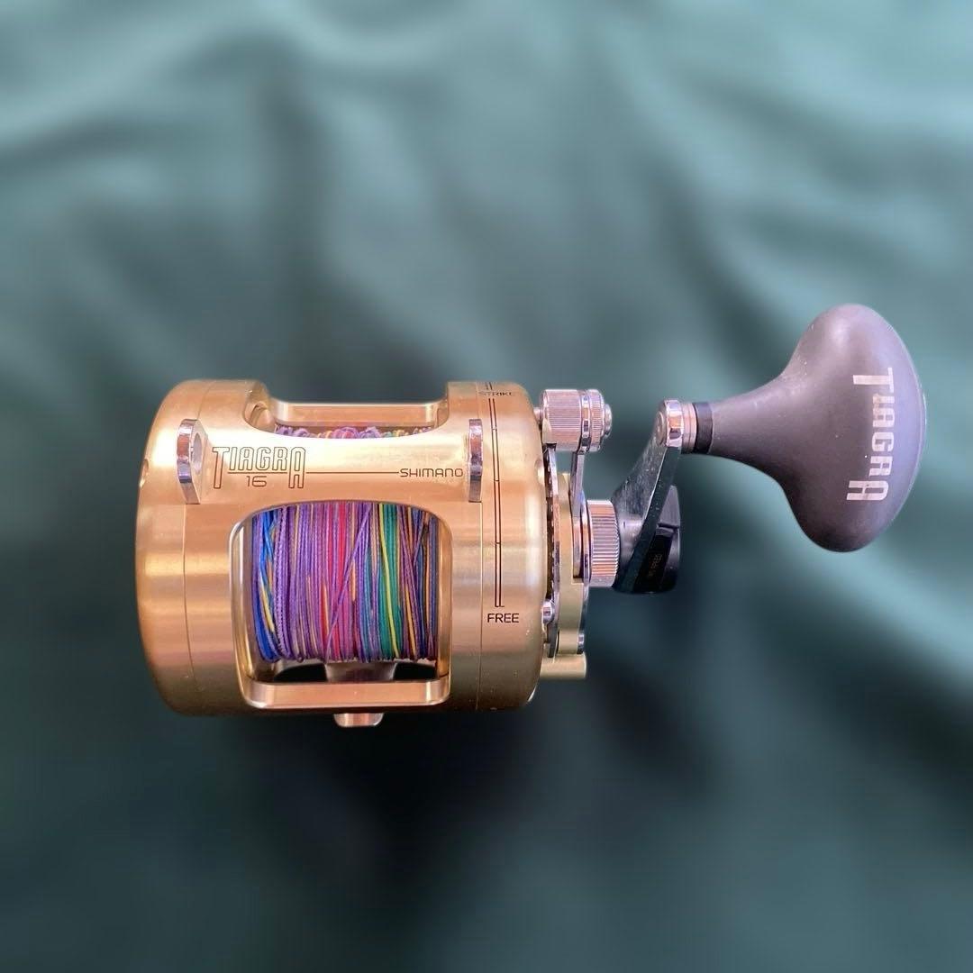 シマノティアグラ16両軸リール 金色