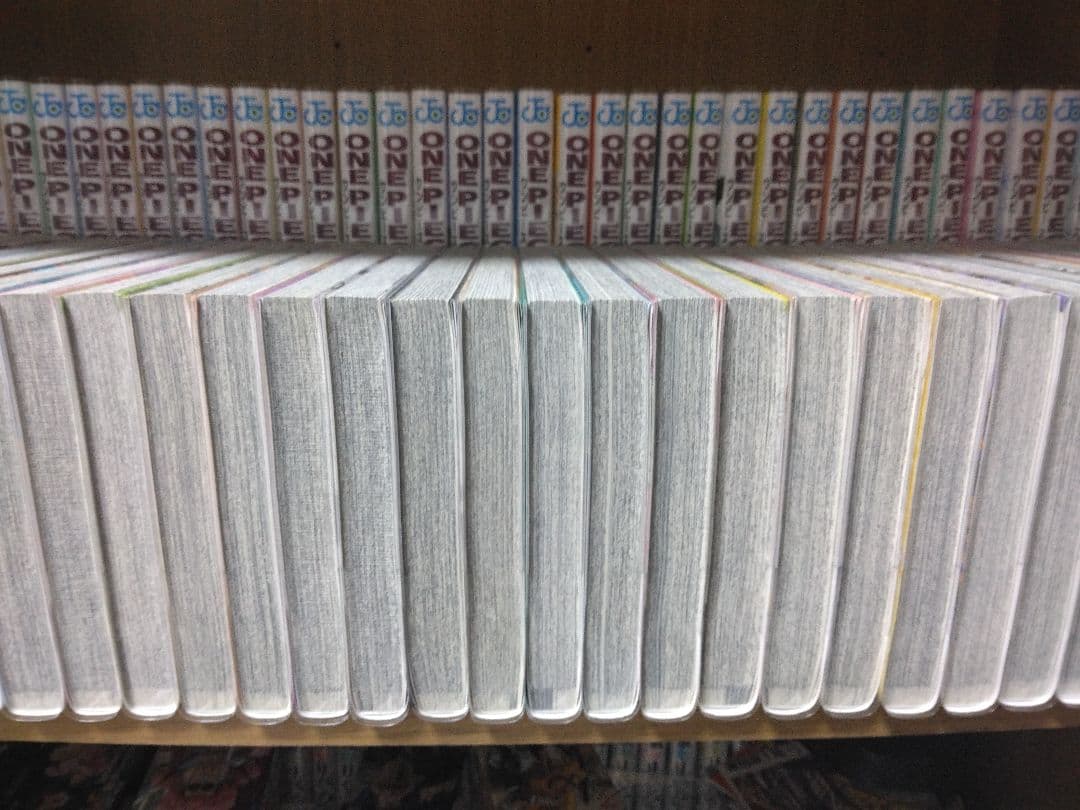 美品ワンピース全巻　111巻セット販売