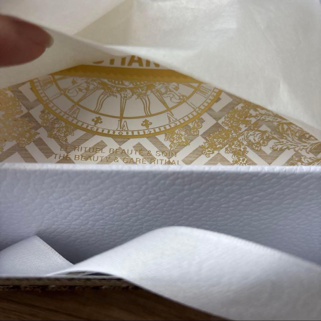 希少！【新品未開封】ディオール2024ホリデー コフレポーチ付き展開店舗限定品