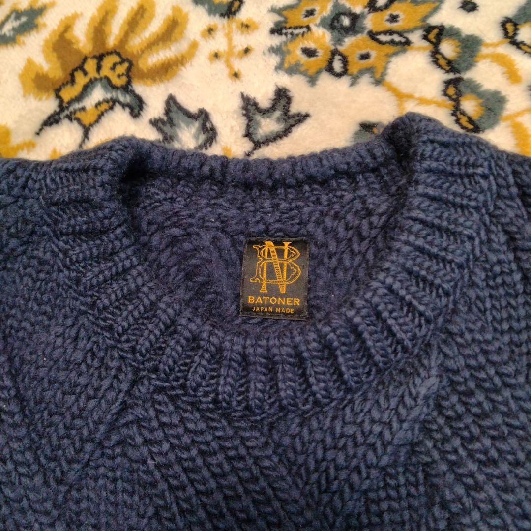 MサイズBATONERケーブルニットセーター