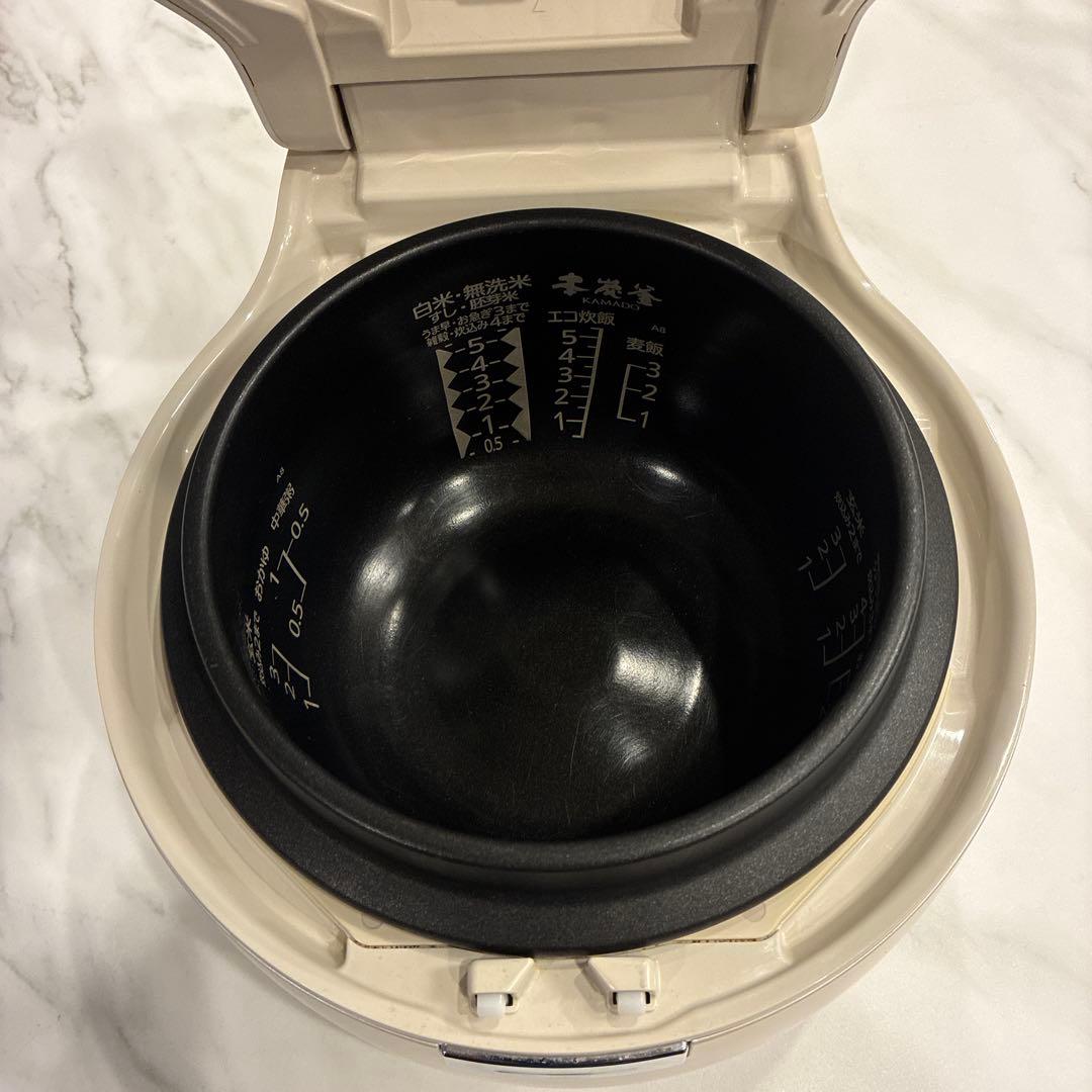 高級モデル　三菱炊飯器　本炭釜　KAMADO NJ-AW108-W（取説あり）