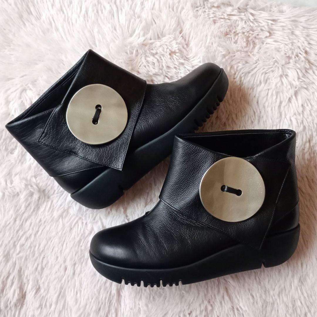 極美品　kawa-kawa　本革　ショートブーツ　カワカワ　センソユニコ　日本製