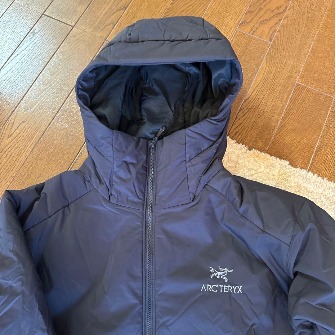 カナダ購入正規品Arc'teryx ATOM HEAVYWEIGHT HOODY
