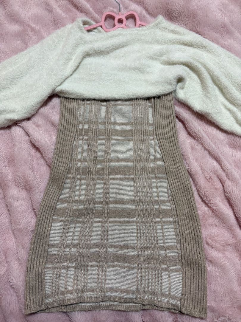 ♡ LIP SERVICE リボンフェザーアンサンブルニットワンピース ♡