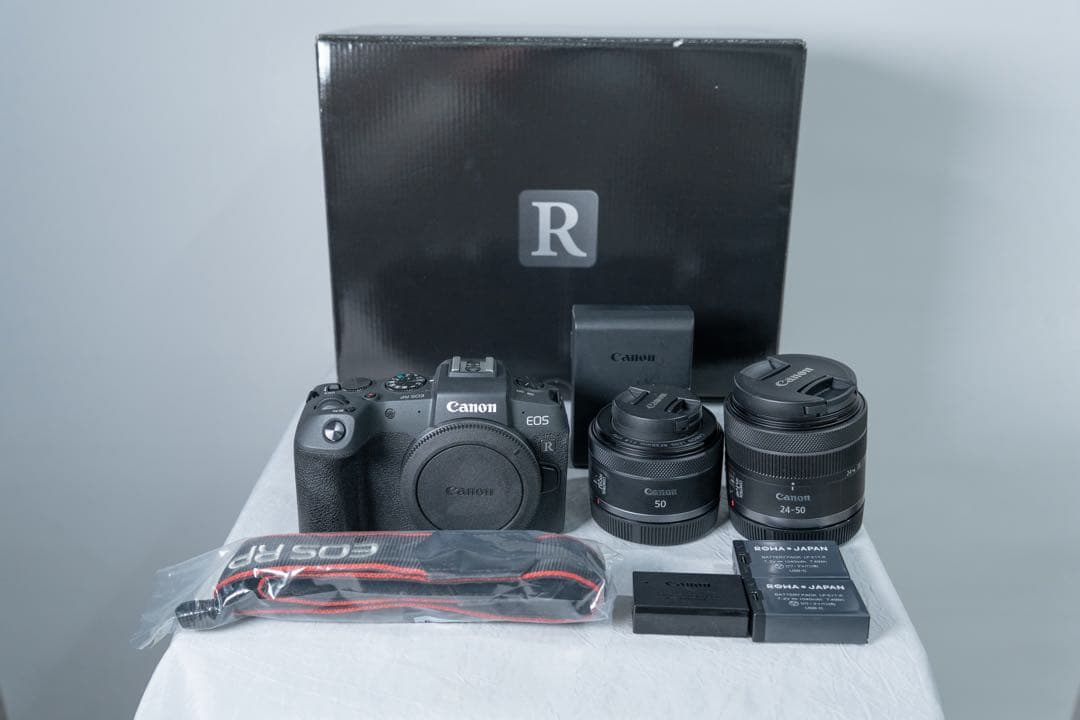 【美品】『シャッター回数3000回以下】EOS RP 本体＋レンズセット
