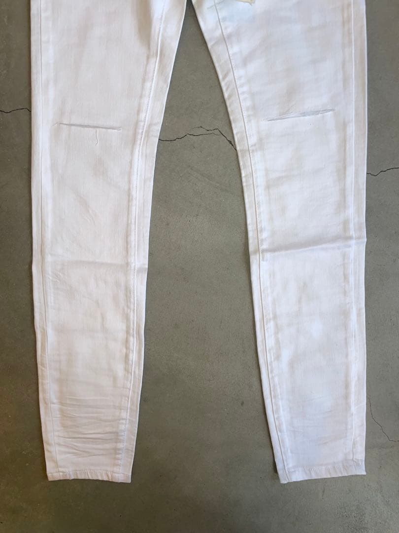 VALABASAS バラバサス ホワイト スキニーデニム 28 新品未使用