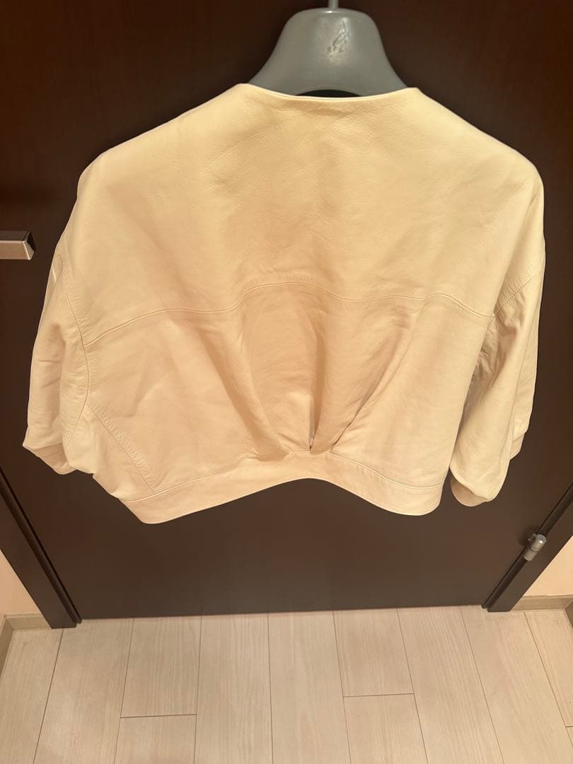 EMMETI⭐︎エンメティ レザー七分丈レディースジャンパー羊革 ラムスキン　38