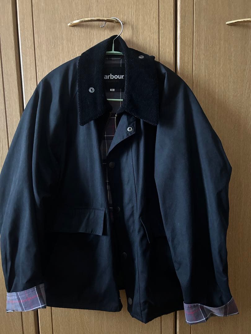 カジュアル黒ジャケット コーデュロイ襟付き