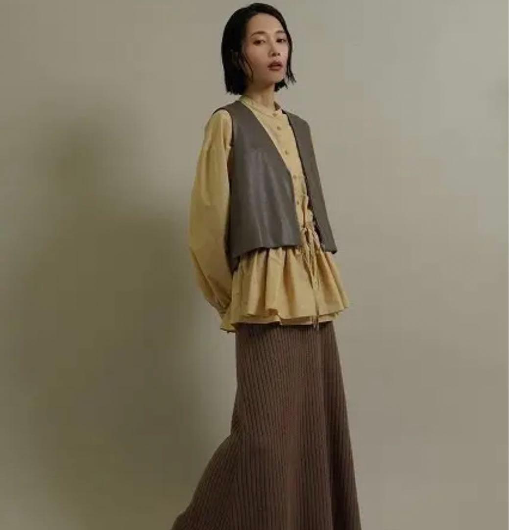 cyan tokyo 【新品】ヴィーガンレザーベスト　アイボリー