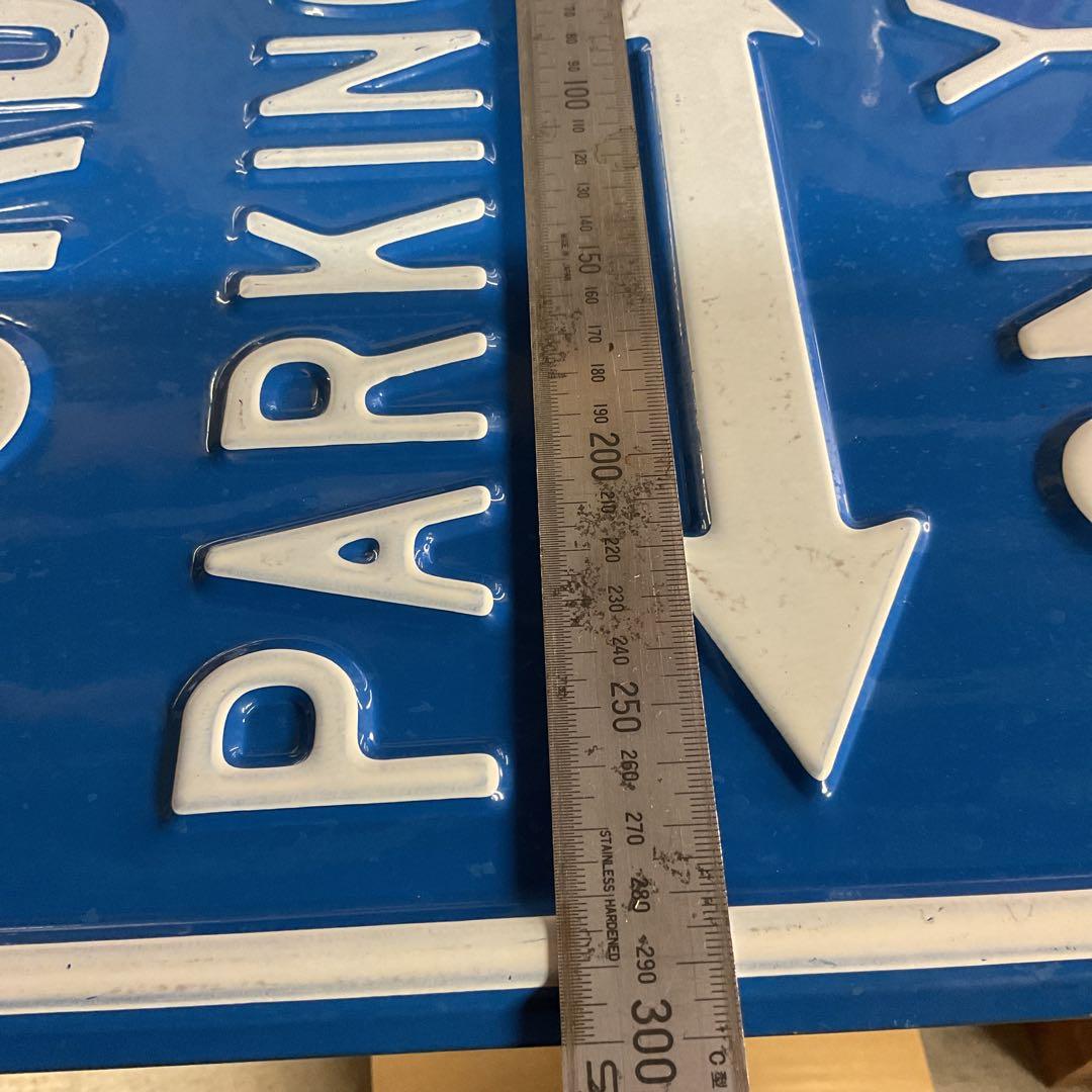 FORD パーキング看板