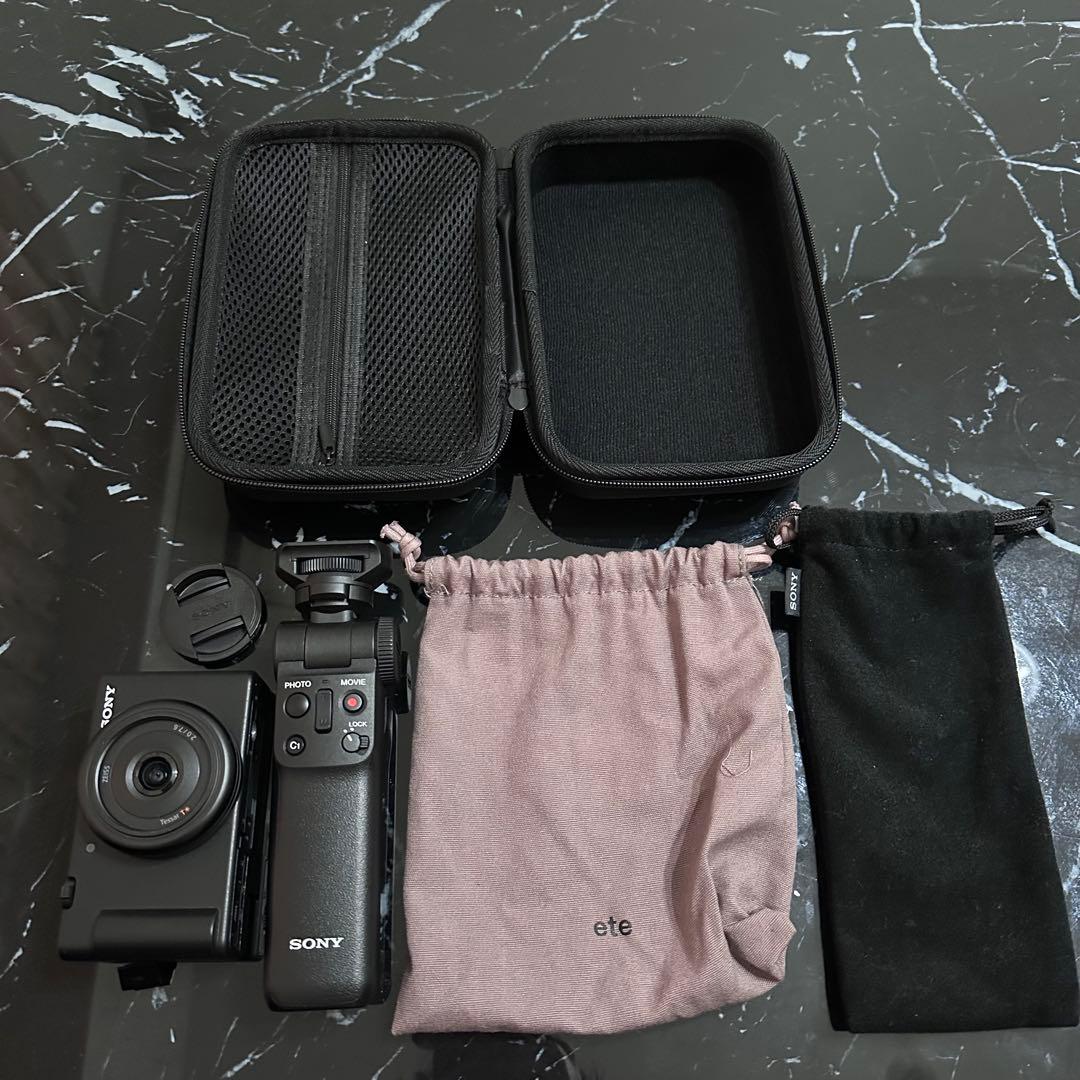 SONY VLOGCAM ZV-1Fハンドグリップ・SDカード付