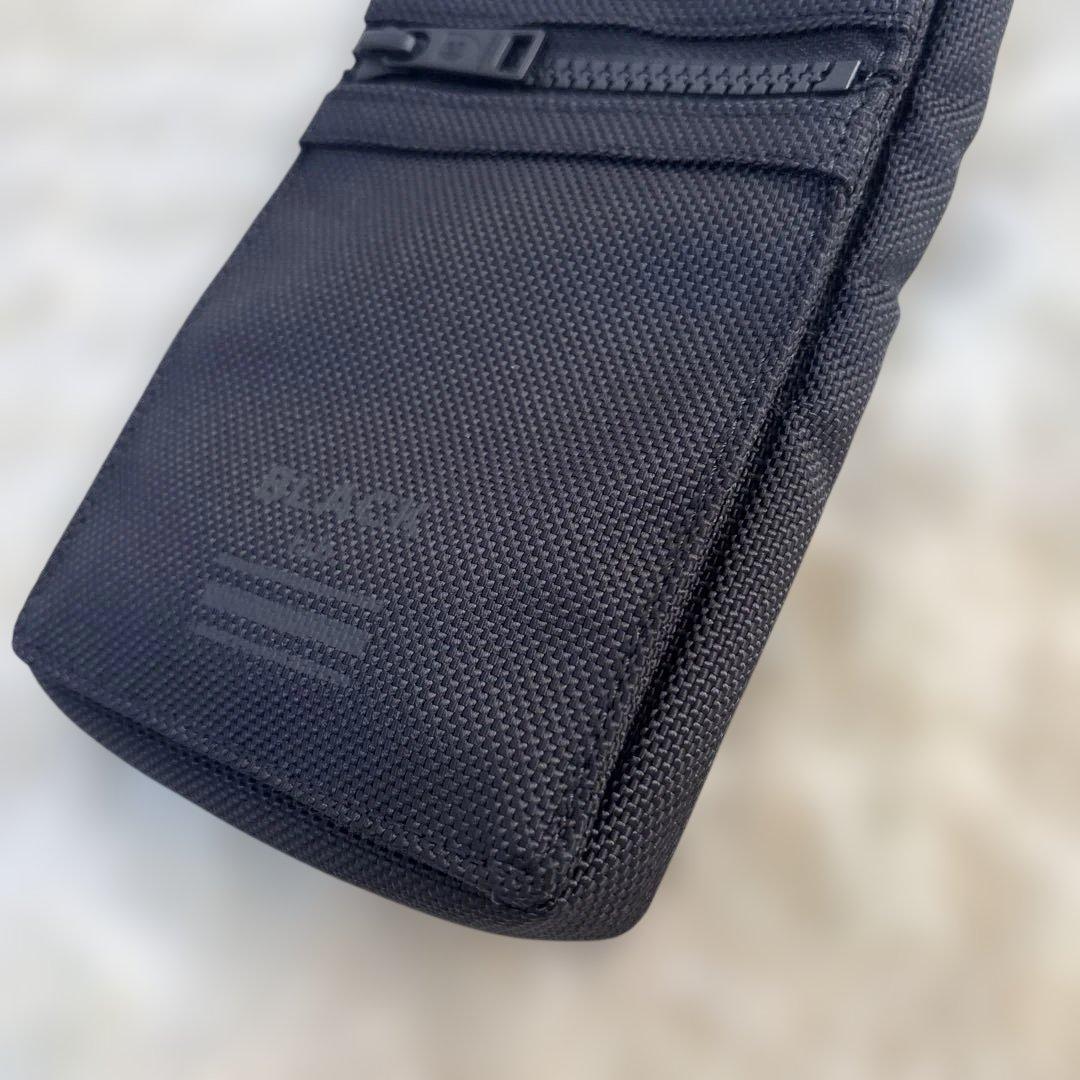 【BLACK LABEL】ブラック チェック柄 ミニショルダーバッグ　サコッシュ