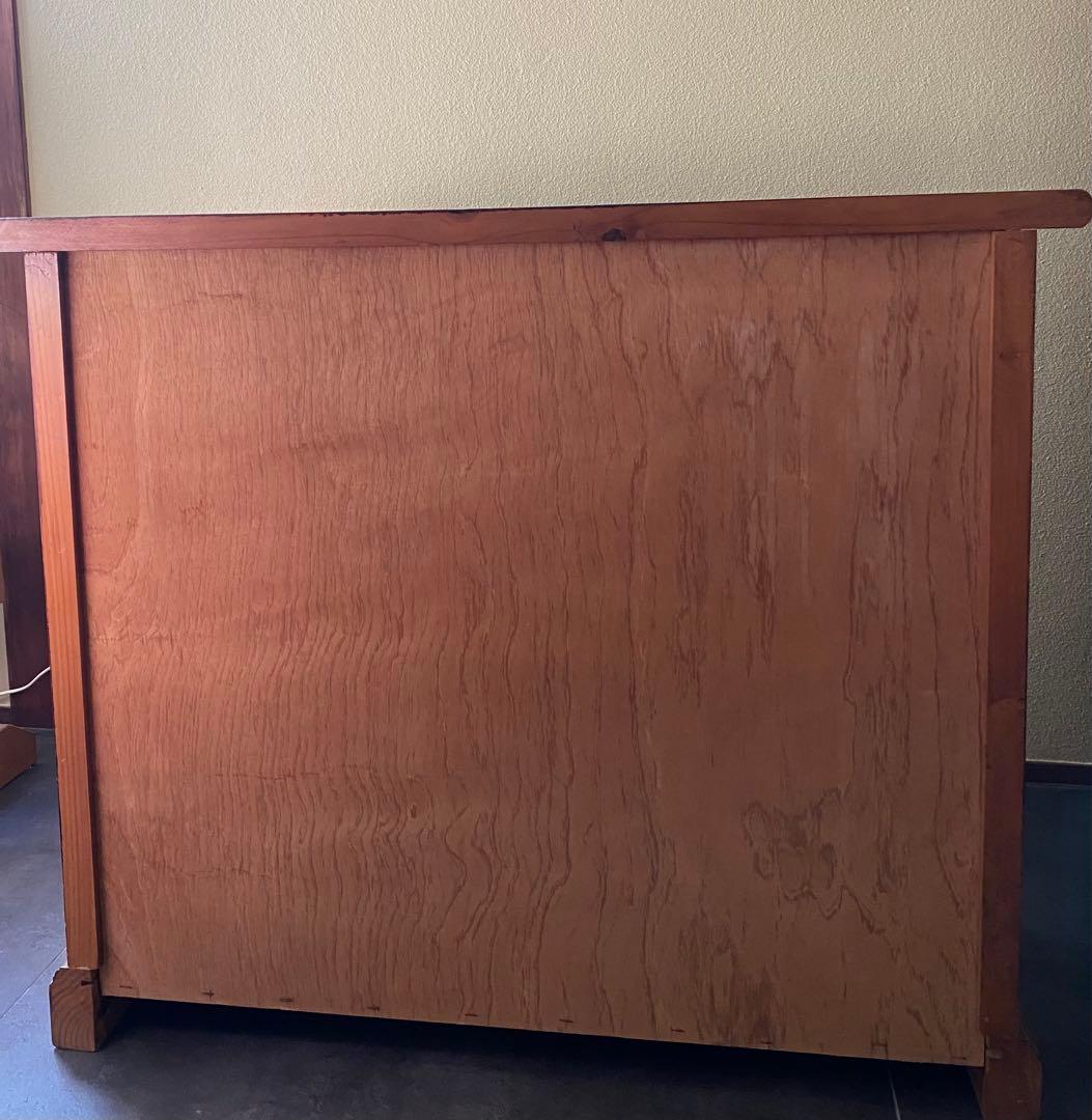 （りりり）送料込み　スペイン製　木製キャビネット