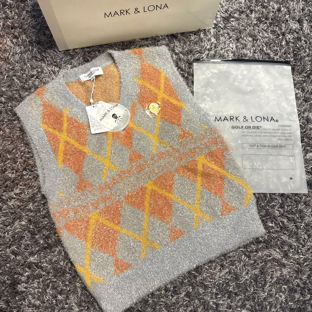 新品未使用　MARK & LONA ラメニットベスト